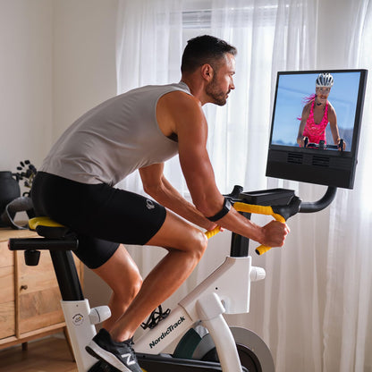 NordicTrack Tour de France Bike 24" Touchscreen, 24 Widerstandsstufen, iFIT Pro