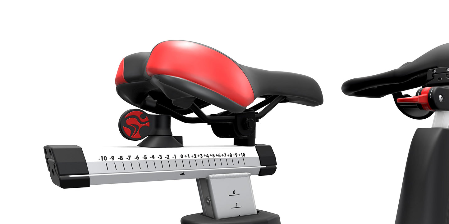 Life Fitness IC4 Indoor Cycle – Premium Heimtrainer mit 155mm Q-Faktor & Riemenantrieb